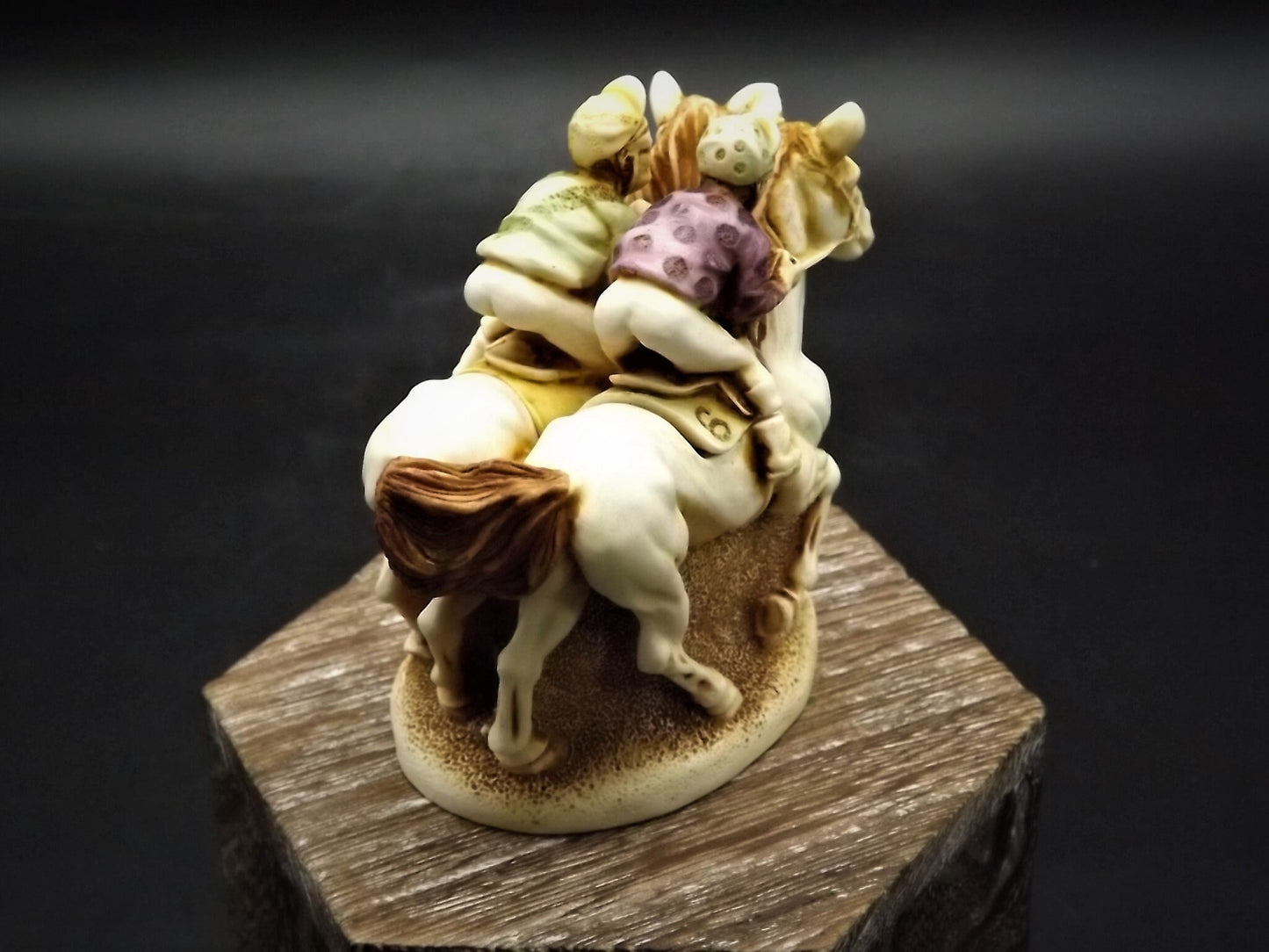 Retired 1996 Harmony Kingdom "Photo Finish" piece Excellent condition with original box.