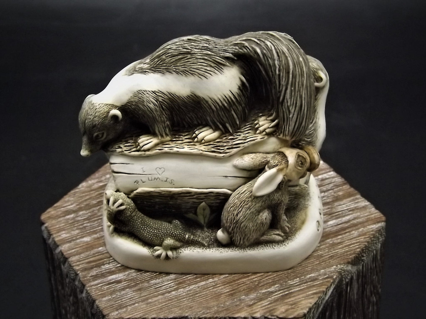 Retired 1998 Harmony Kingdom "Foul Play Infinity" piece Excellent condition with original box and COA.