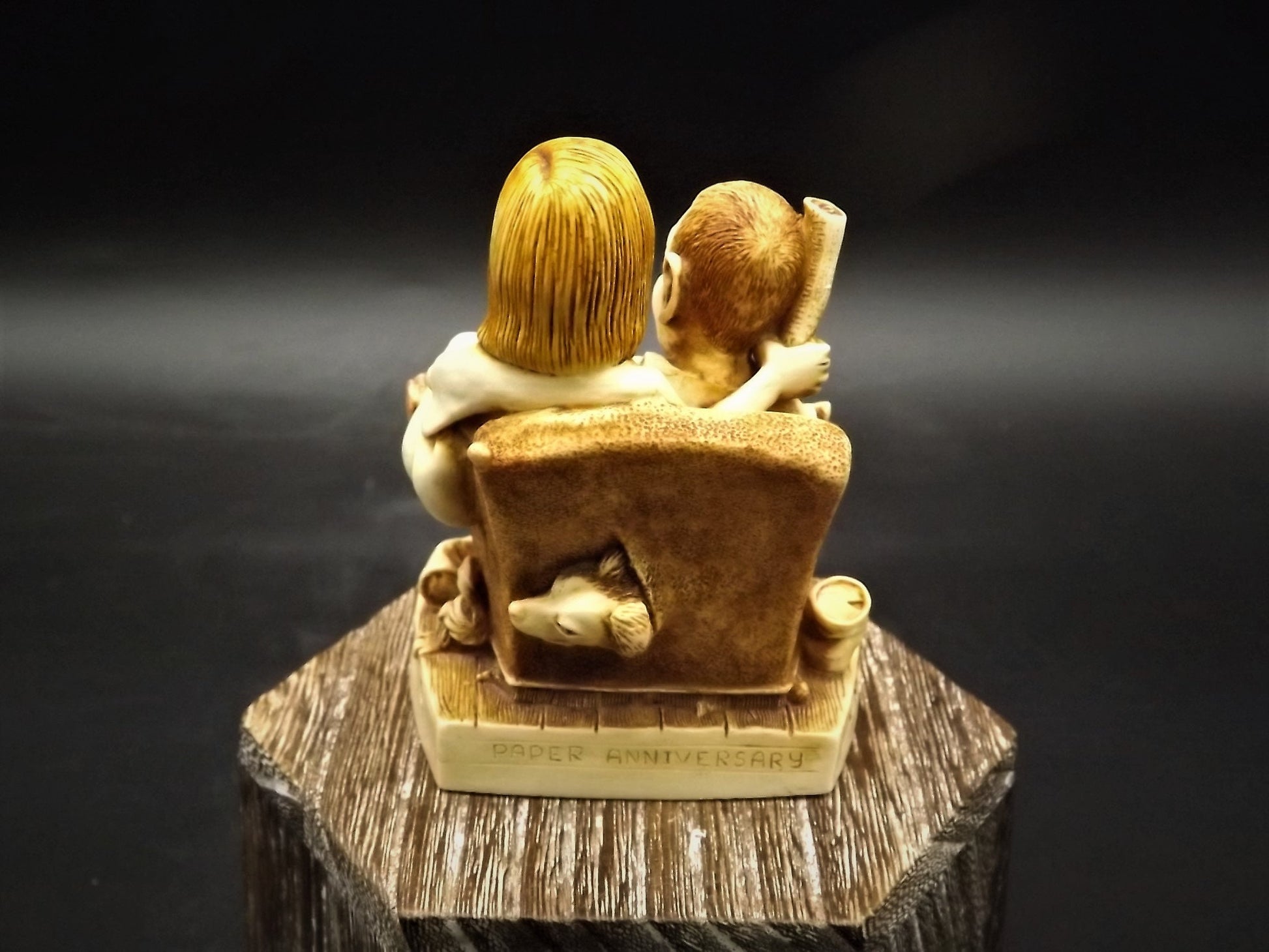 Retired 1996 Harmony Kingdom "Paper Anniversary" solid body piece Excellent condition. No Box.