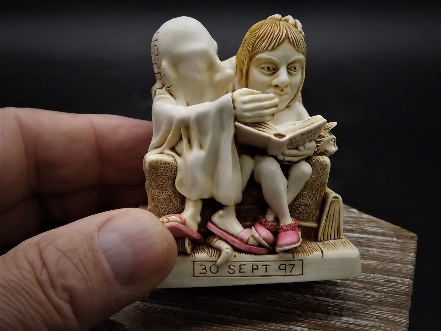 Retired 1998 Harmony Kingdom "Cotton Anniversary" piece Excellent condition. No Box.