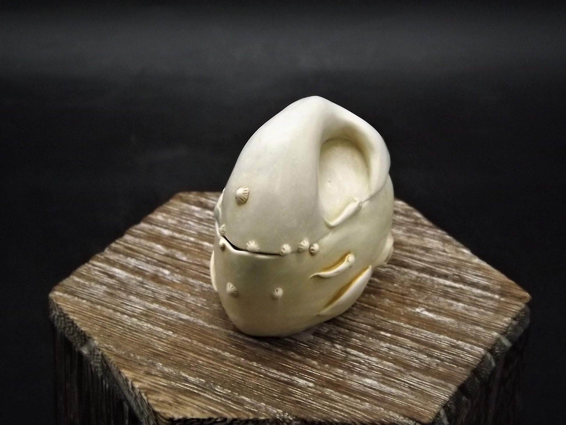 Retired 1993 Harmony Kingdom "Jonah's Hideaway" piece Excellent condition. No Box.