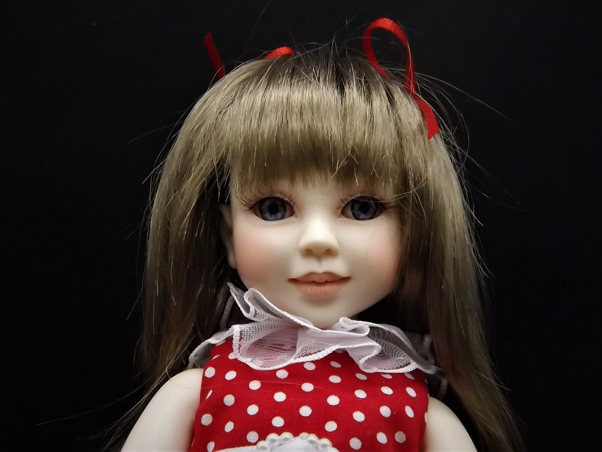 Limited Edition of 50 Berdine Creedy "Valene" Ball Jointed Doll (BJD) with COA.