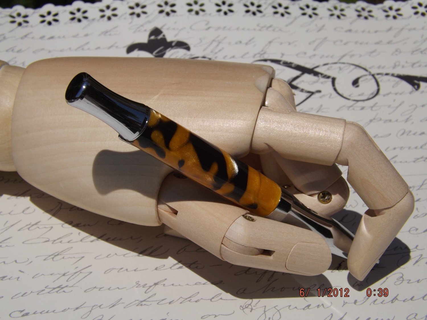 Handmade Acrylic Pen, Black and Gold twist Virage style Pen
