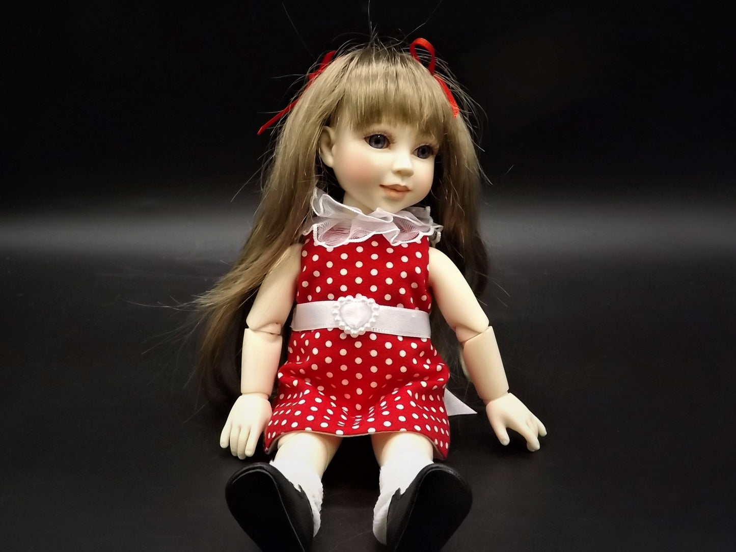 Limited Edition of 50 Berdine Creedy "Valene" Ball Jointed Doll (BJD) with COA.