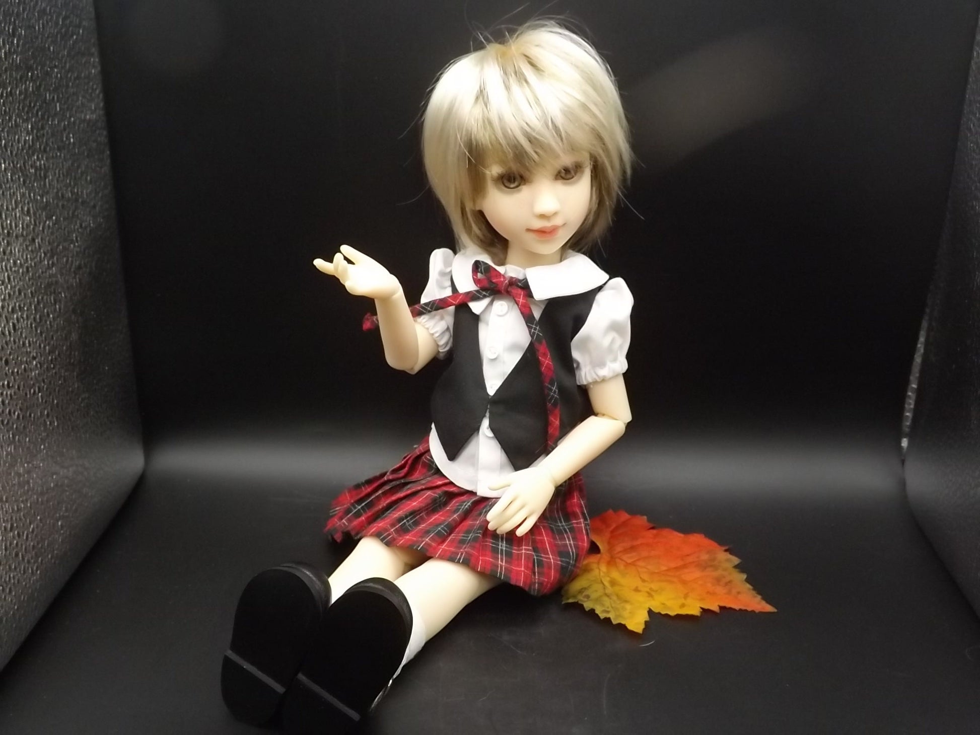 Limited Edition of 30 Berdine Creedy "Fransina" Ball Jointed Doll (BJD) with COA.