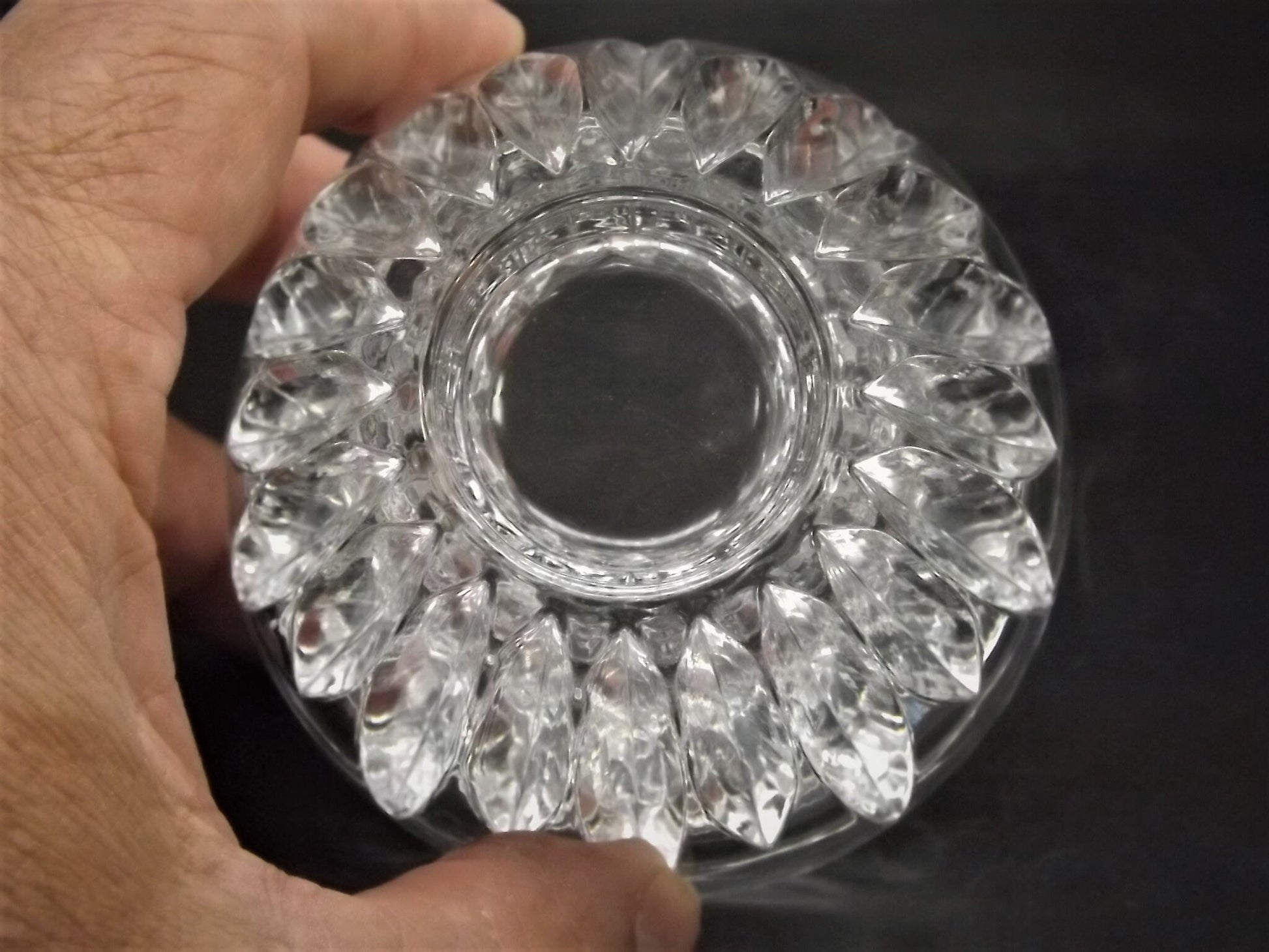 Classic Crystal Table lighter bottom piece only, Excellent condition!