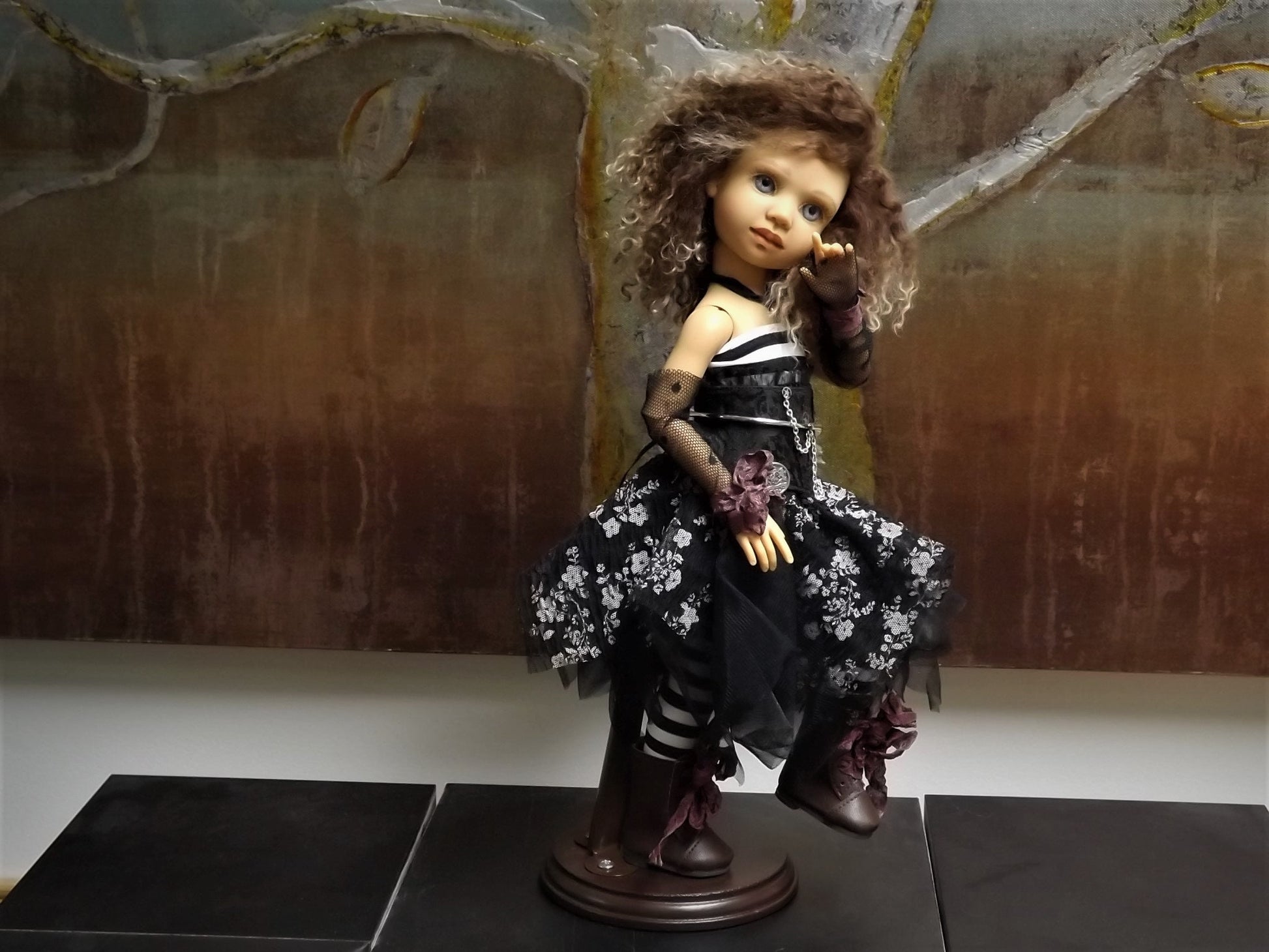 Vintage Berdine Creedy "Venus" Ball Jointed Fairy Doll (BJD) with Tibetan Mohair Wig by Michele Hardy and dressed by Gale Torres. Very Rare!