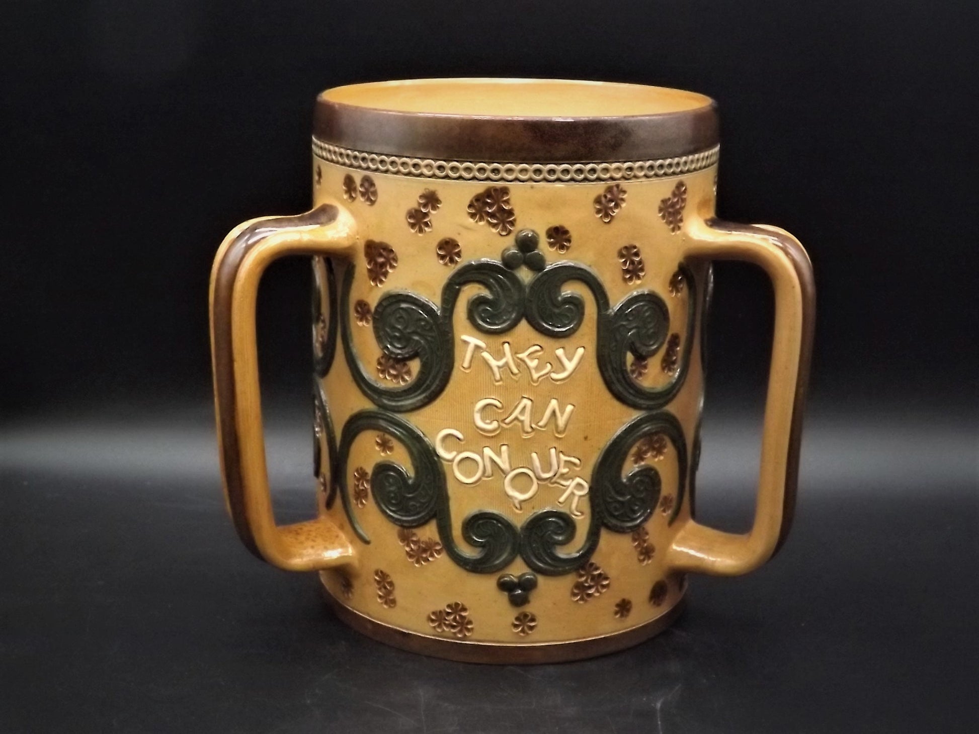 Doulton Lambeth Loving Cup "They can conquer who believe they can" WW1 slogan for solidarity in England. Very old exceptional condition.