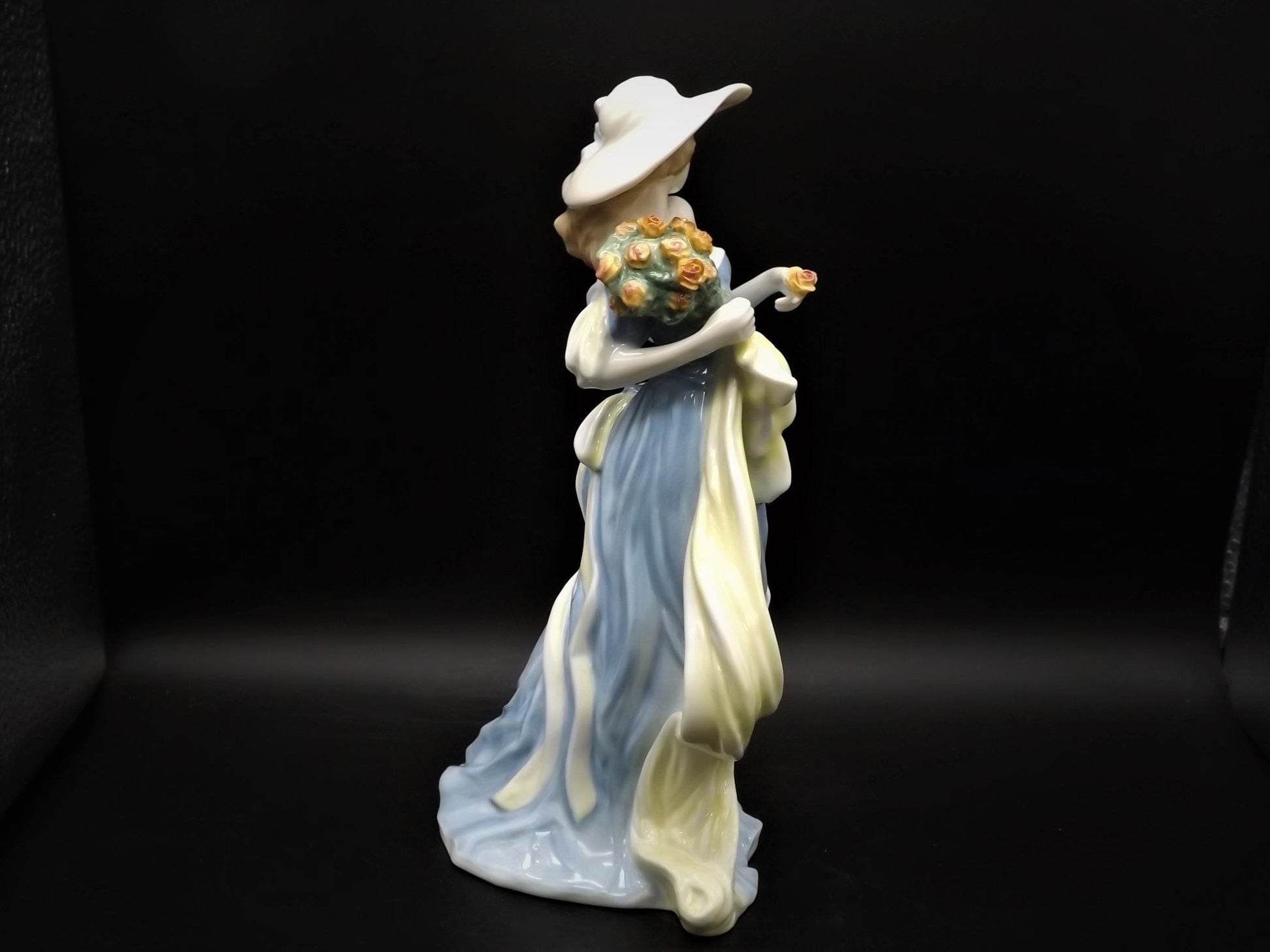 Vintage Royal Doulton Figurine: Millennium Four Seasons "Summer" HN4271