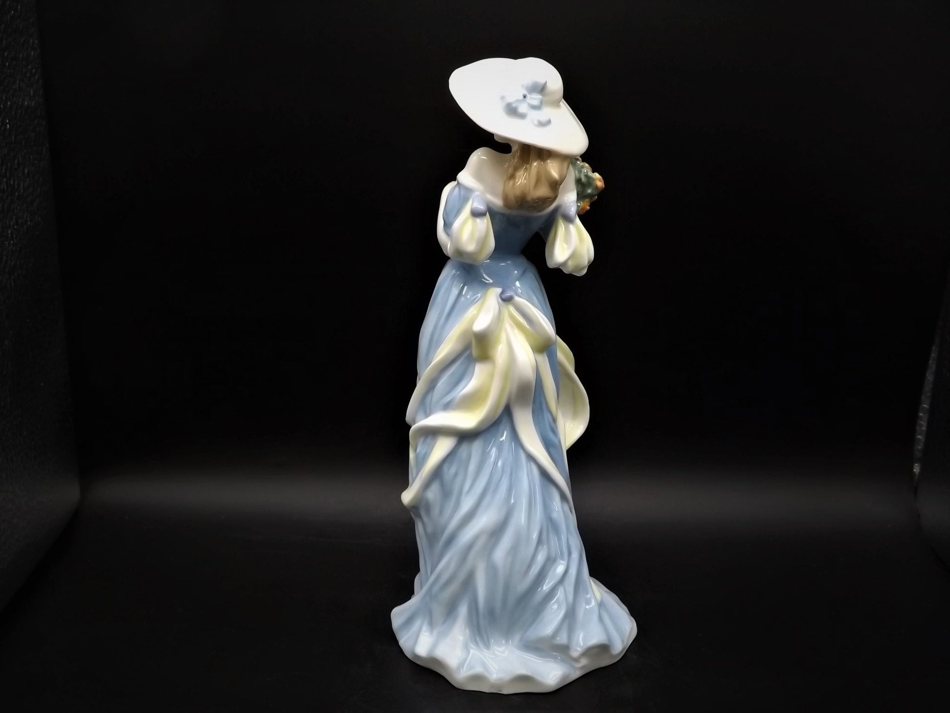 Vintage Royal Doulton Figurine: Millennium Four Seasons "Summer" HN4271