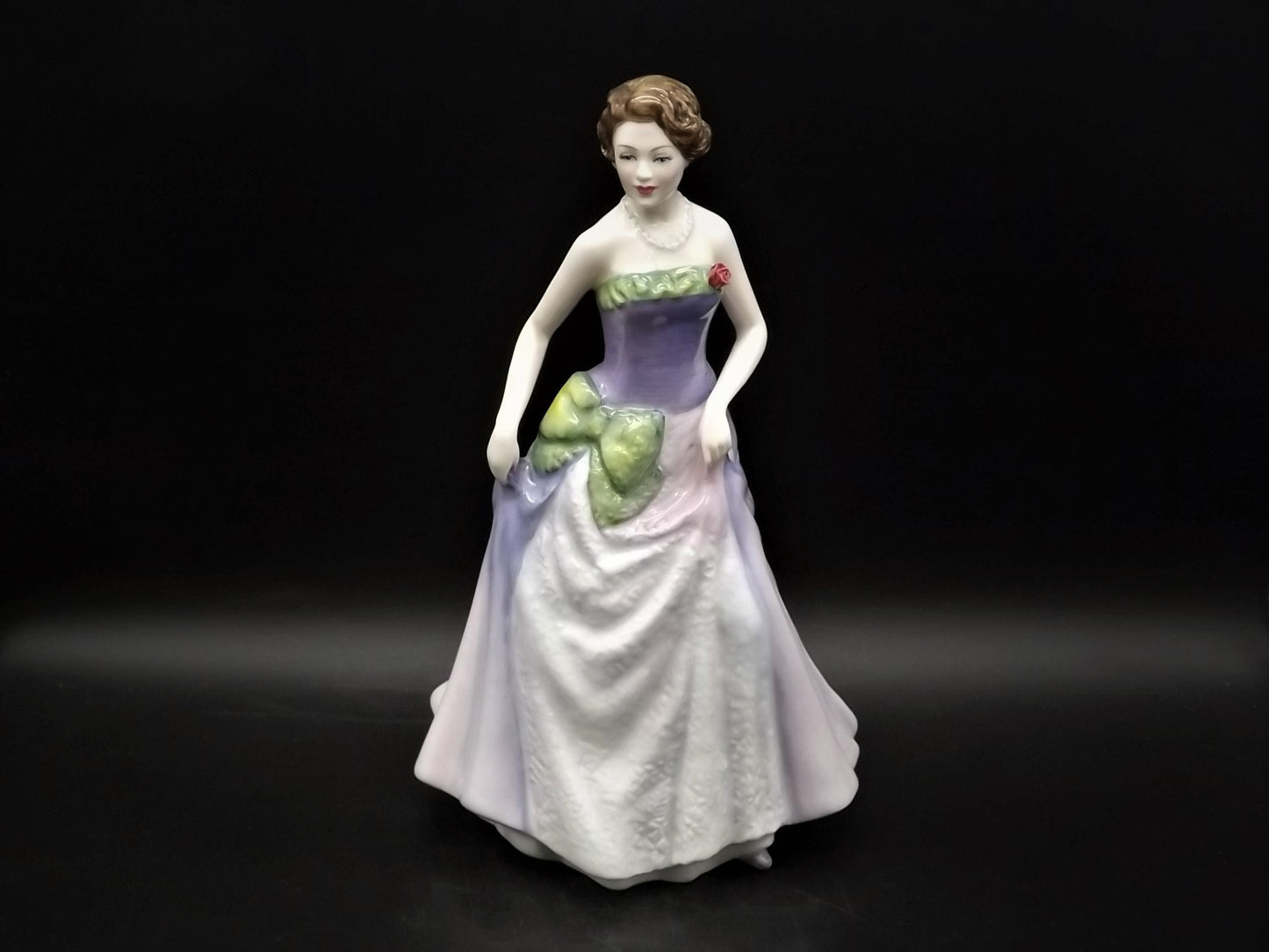 Vintage 1997 Royal Doulton Figurine of the year "Jessica" HN 3850. Young lady in a ball gown. Excellent condition!