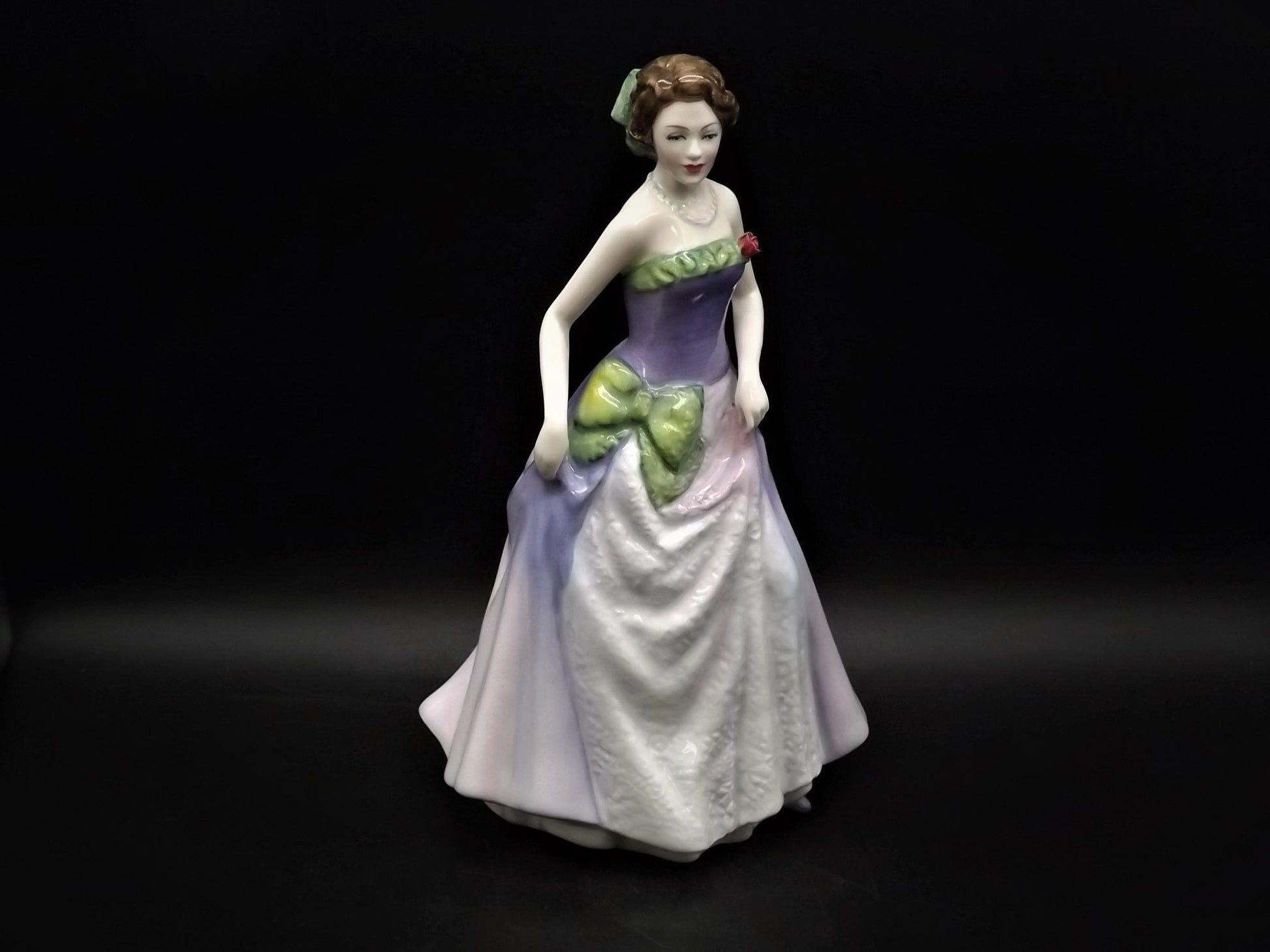 Vintage 1997 Royal Doulton Figurine of the year "Jessica" HN 3850. Young lady in a ball gown. Excellent condition!
