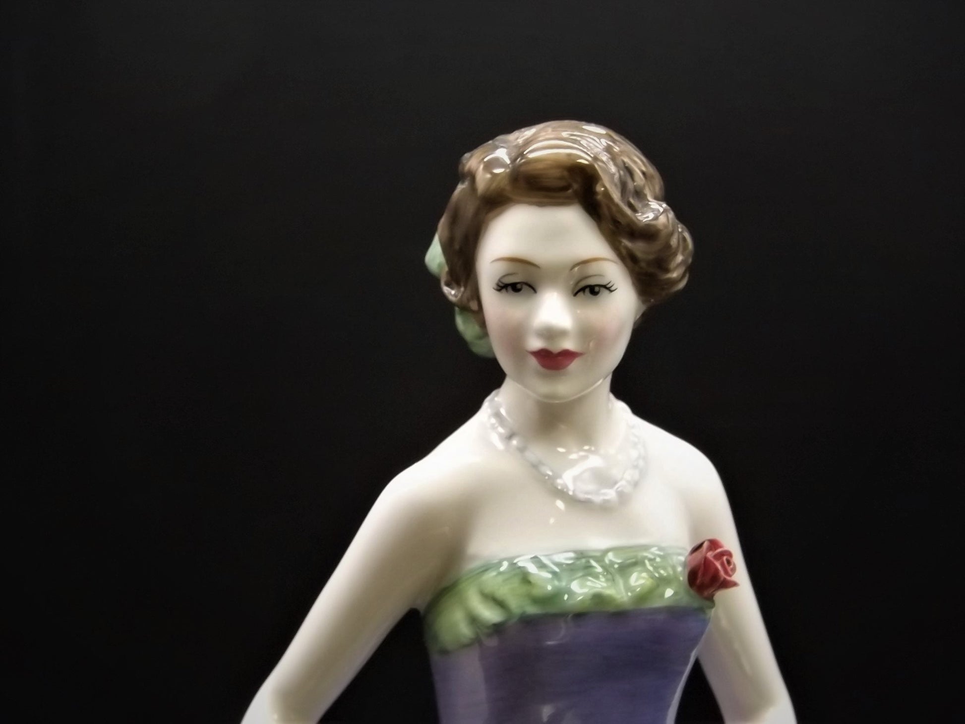 Vintage 1997 Royal Doulton Figurine of the year "Jessica" HN 3850. Young lady in a ball gown. Excellent condition!
