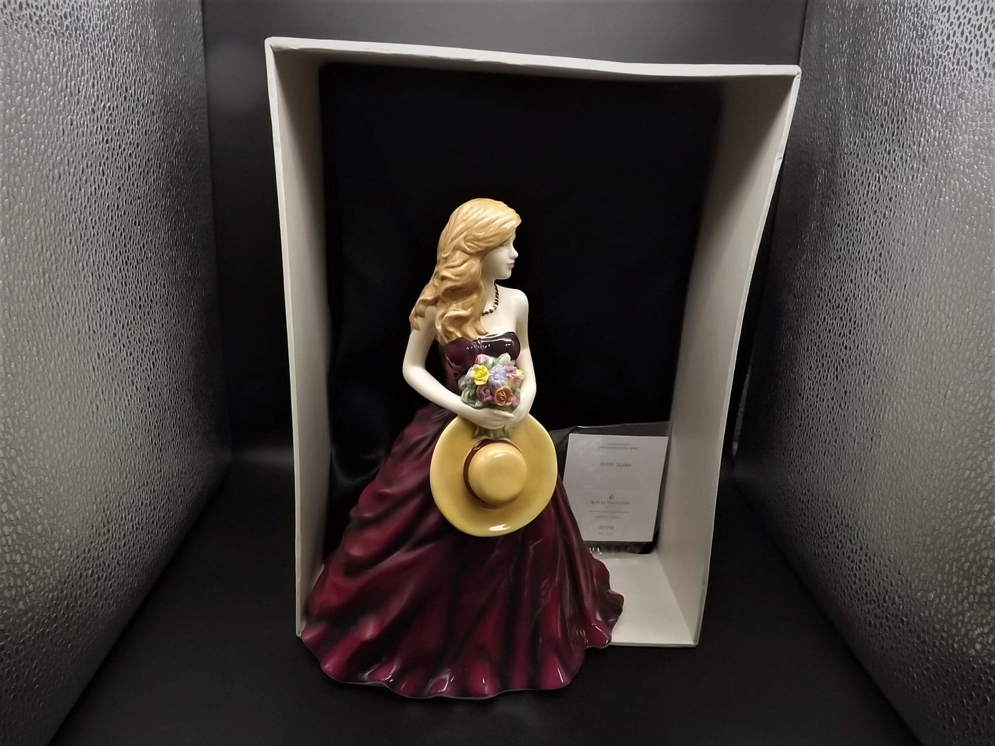 Vintage Royal Doulton Figurine: Pretty Ladies "Anne" HN 5332 (Original Box & COA)