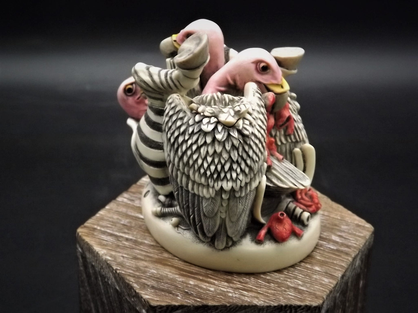 Vintage 2002 TJBB02 Harmony Kingdom "Bum Wrap" Banned series hand Painted Vultures eating a meal. Signed with box, COA and LE #3095/5000.