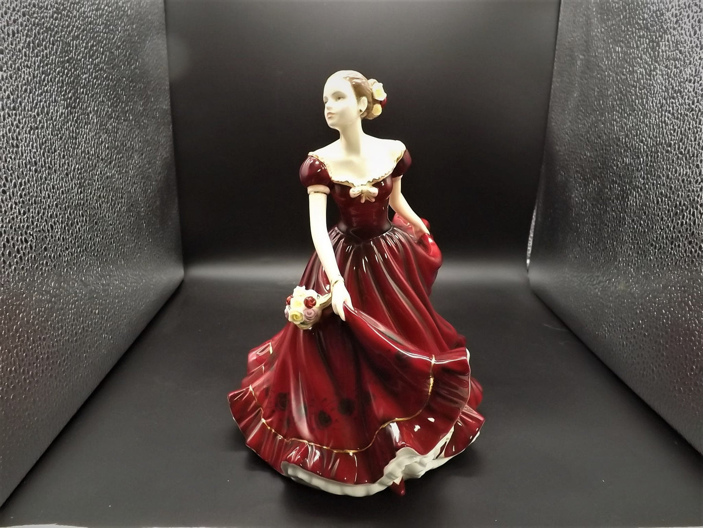 Vintage 1995 Royal Doulton "Sophie" Figurine of the year 2010 figurine HN 5376 . Excellent condition! Original box & COA.