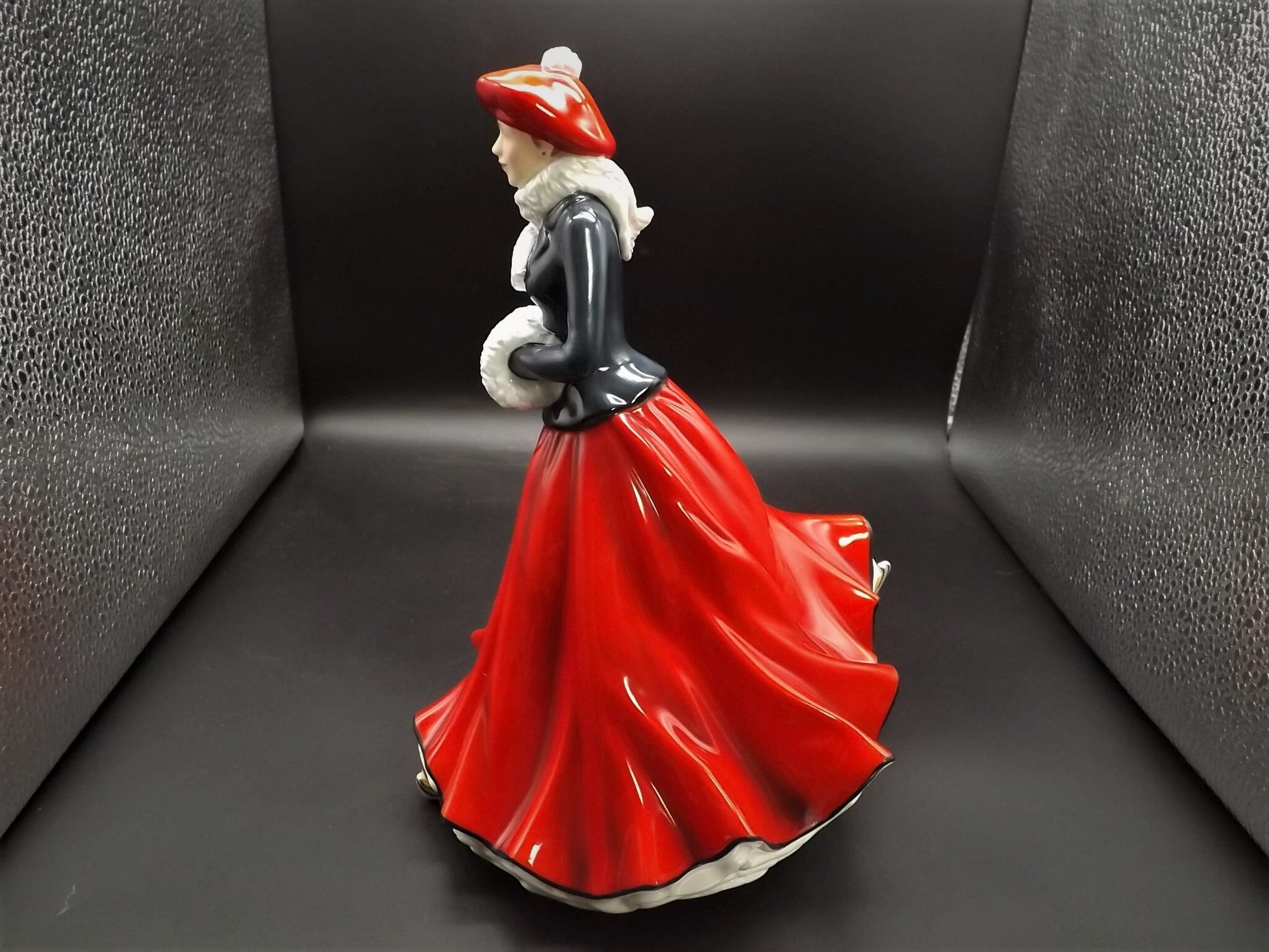 Vintage Royal Doulton Figurine: Christmas Day "Festive Skating" HN 5674