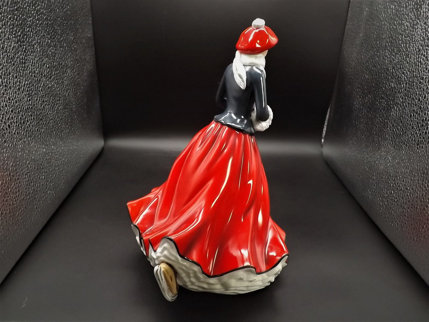 Vintage Royal Doulton Figurine: Christmas Day "Festive Skating" HN 5674