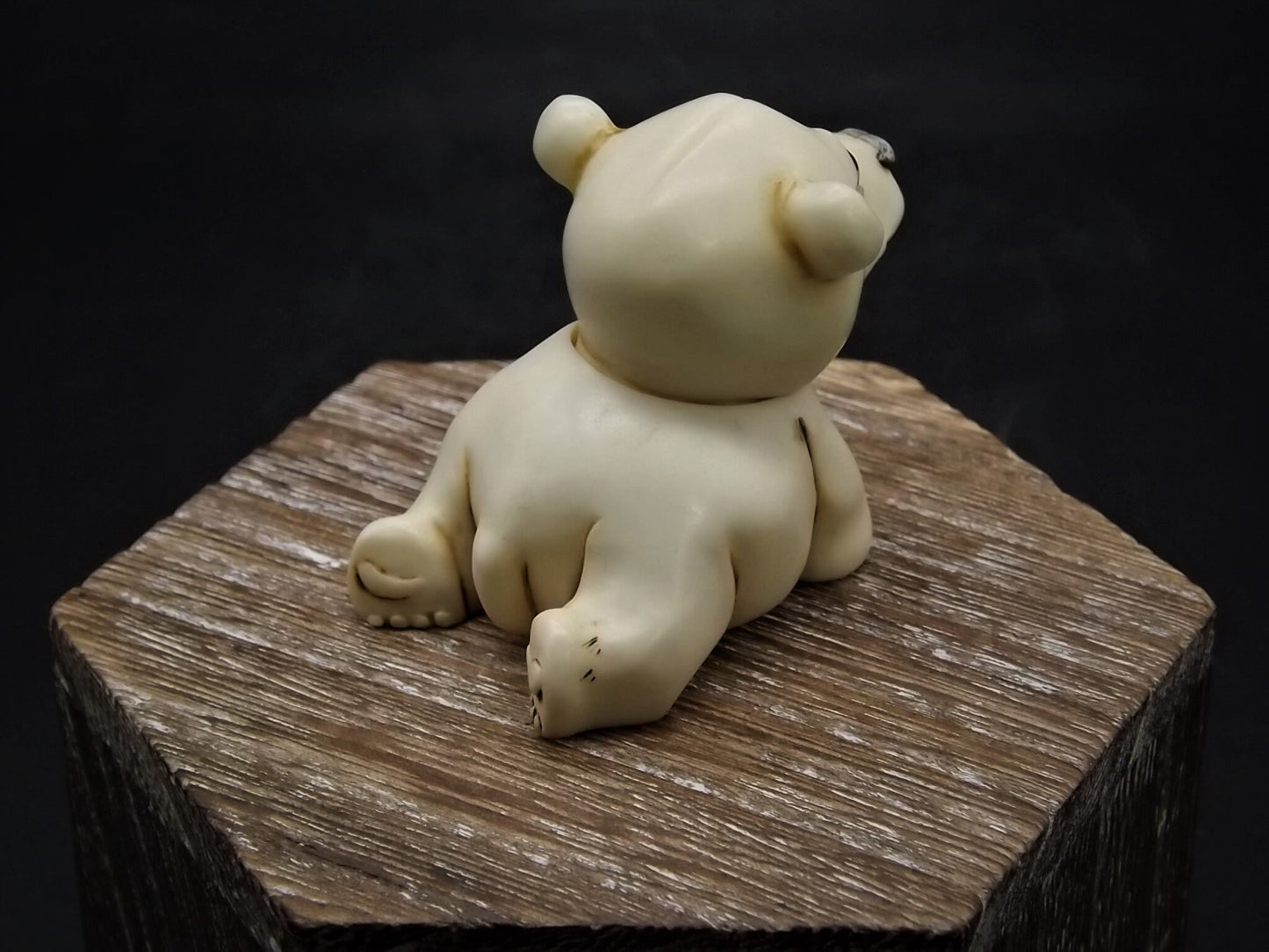 Harmony Kingdom Pot Bellys "Nippy" Polar Bear Figurine with original box and COA. Excellent condition!