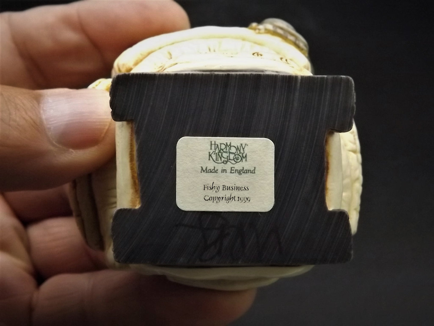 Vintage 1999 Harmony Kingdom "Fishy Business" Jest Figurine TJCA17-1 with original box. Excellent condition. Limited 85/1500 artist signed.