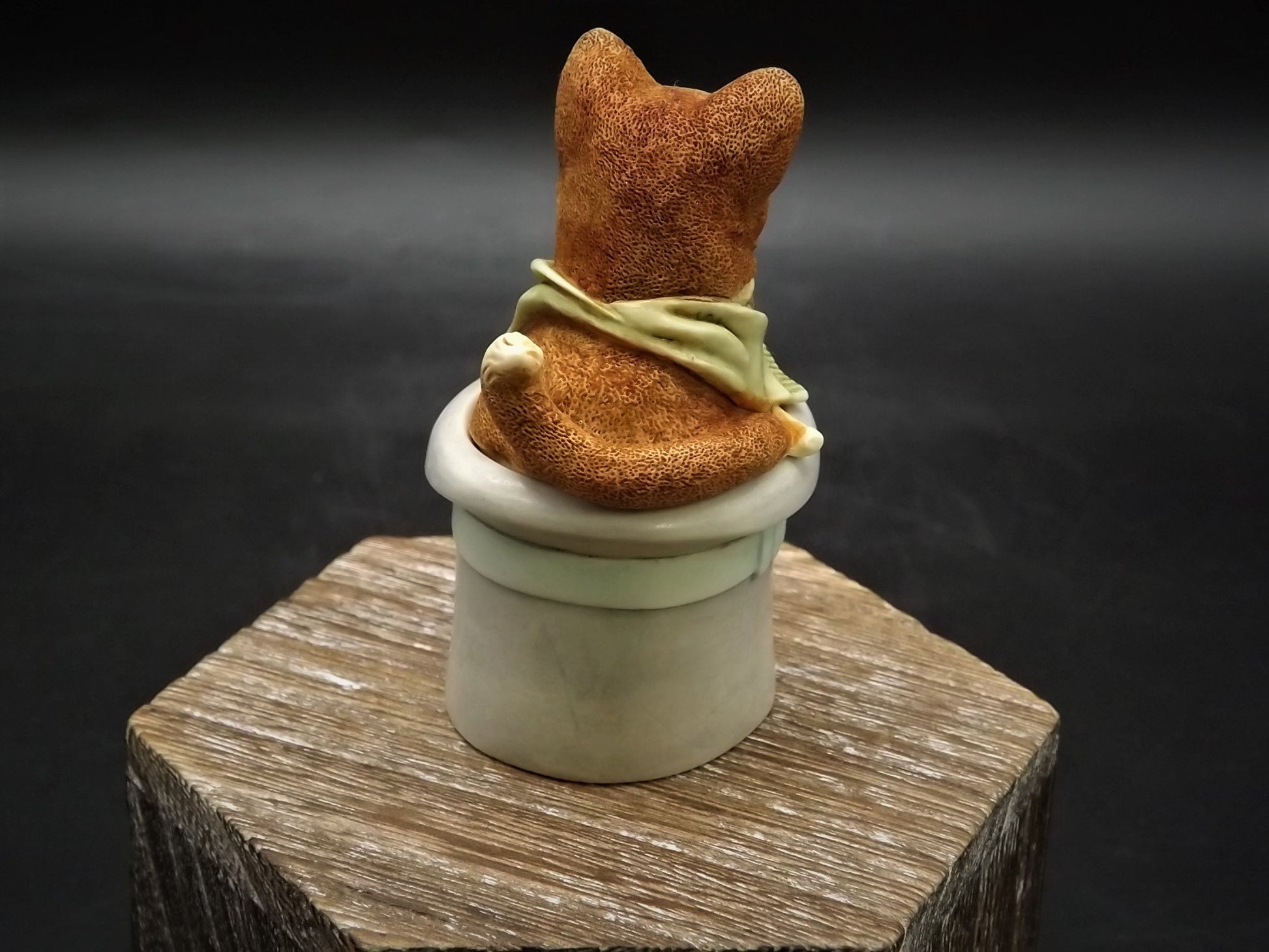 Vintage 2002 Harmony Kingdom "Cherubini" Jest Figurine TJDLCA7 with original box and COA. Excellent condition.