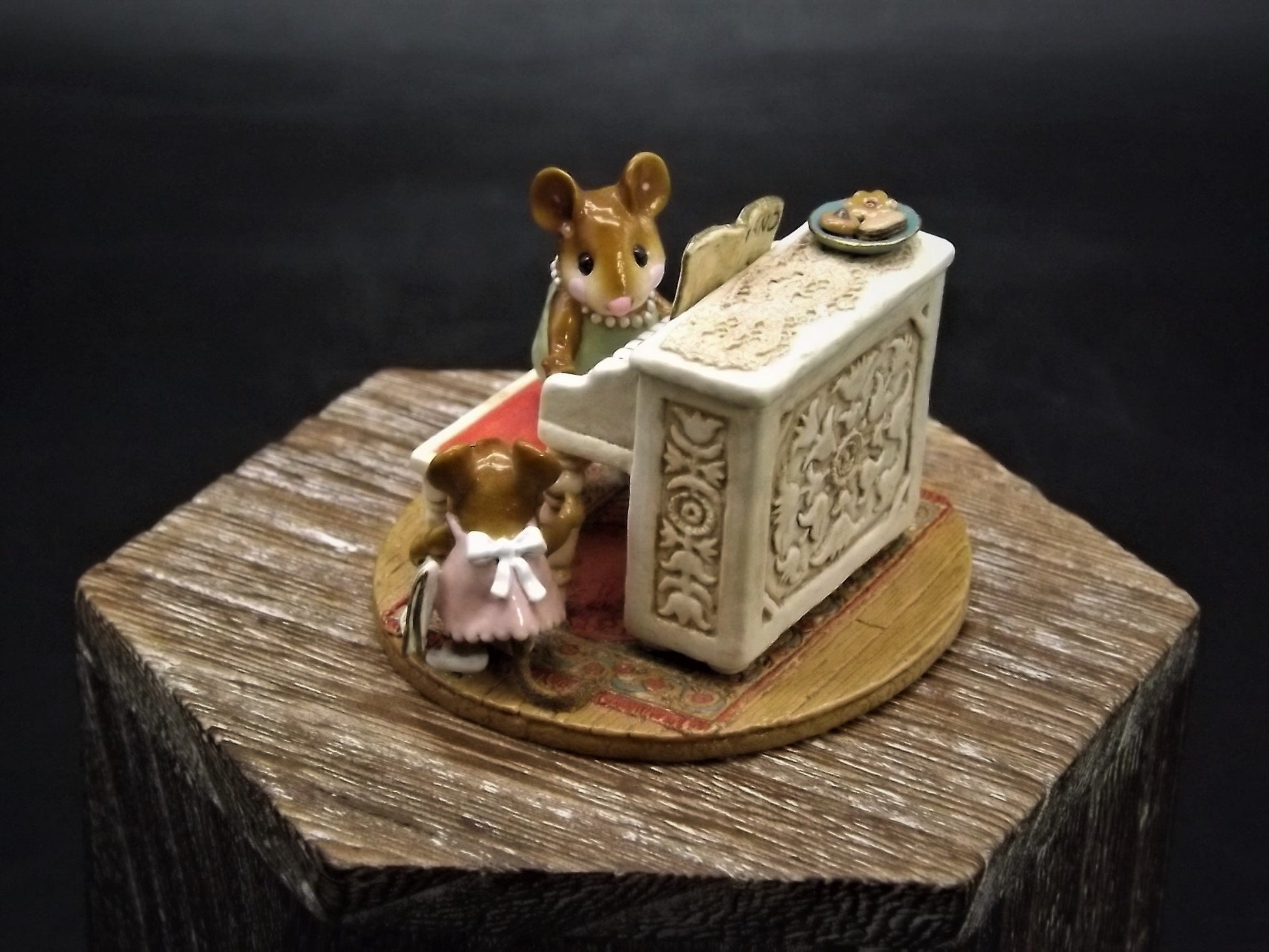 Vintage Wee Forest Folk Figurine: "Her Music Lesson" Mouse Piano Teacher