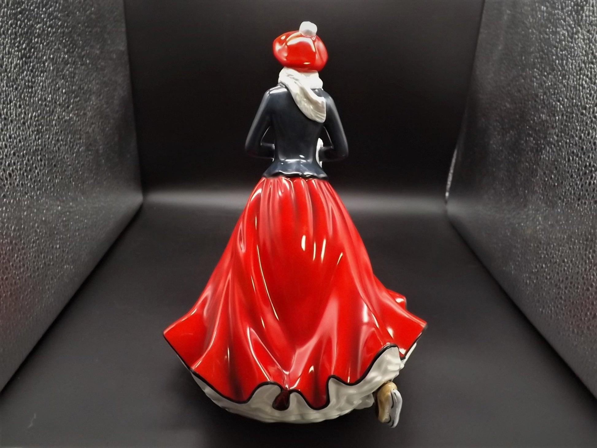 Vintage Royal Doulton Figurine: Christmas Day "Festive Skating" HN 5674