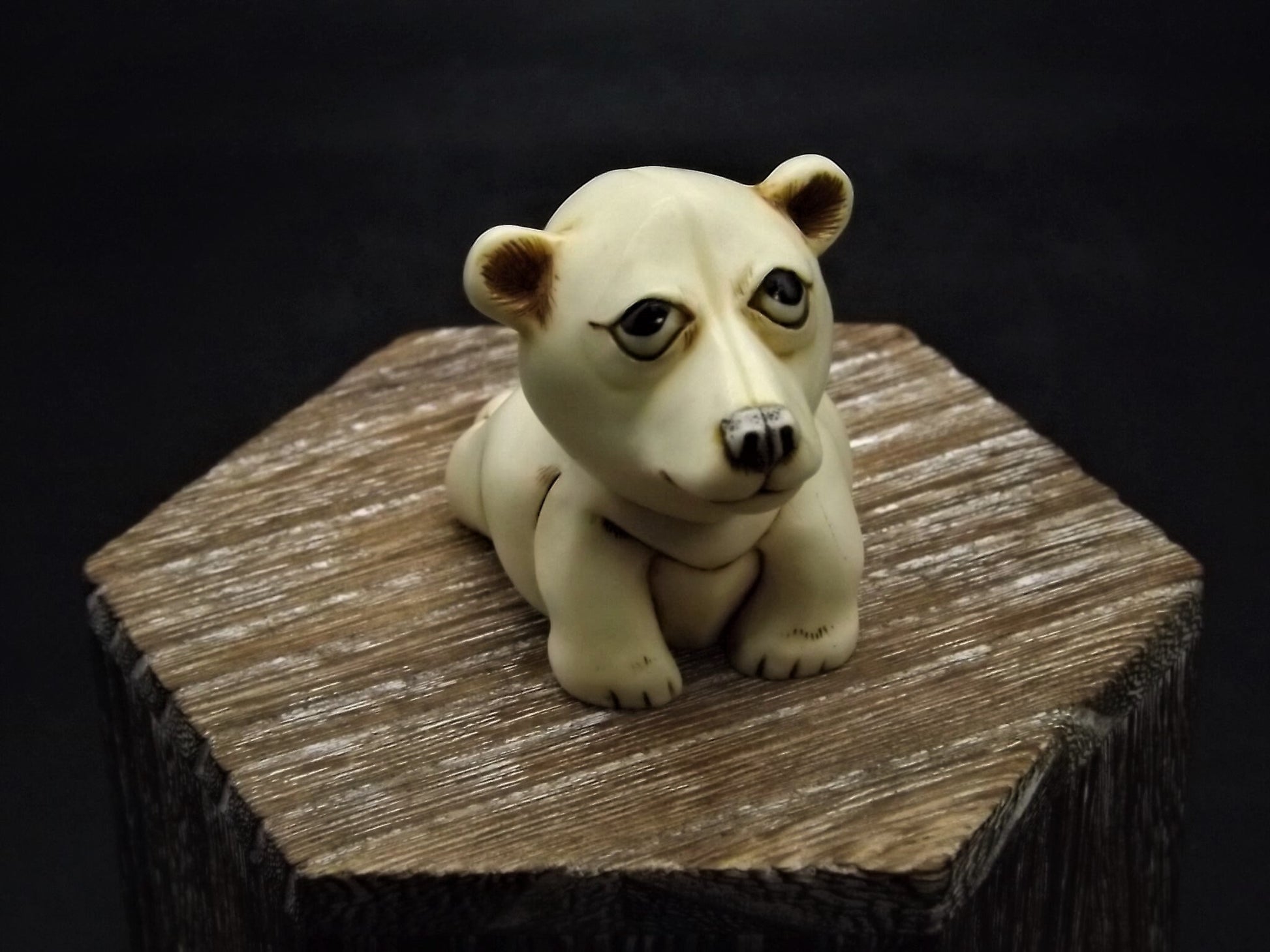 Harmony Kingdom Pot Bellys "Nippy" Polar Bear Figurine with original box and COA. Excellent condition!