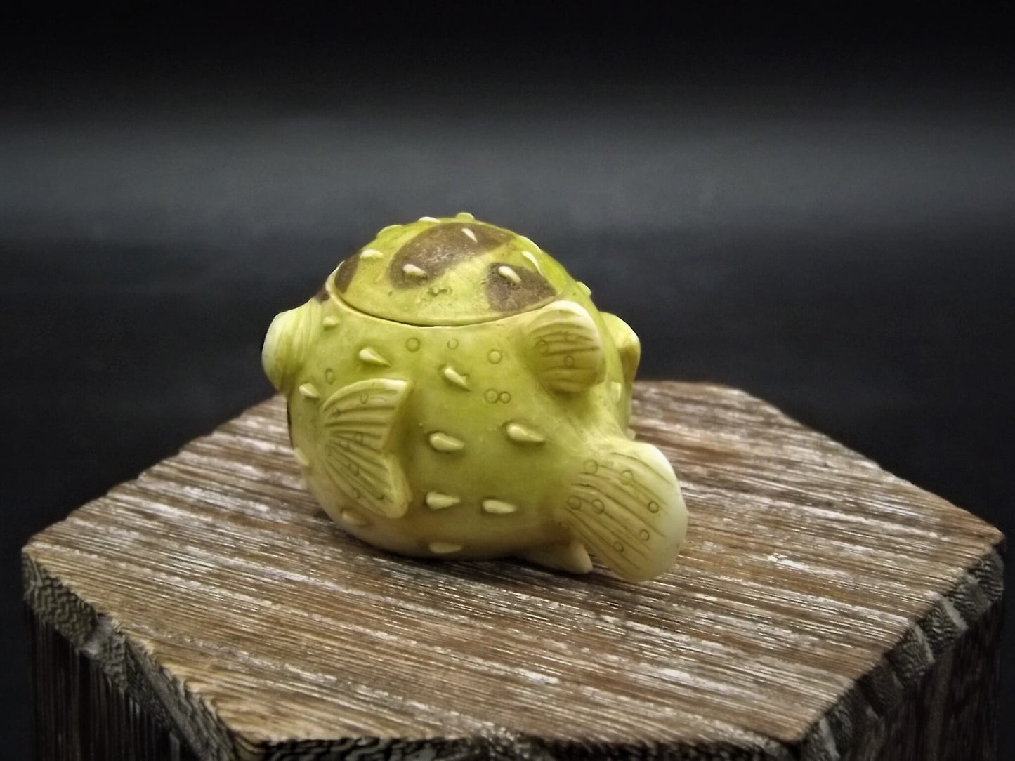 Harmony Kingdom Pot Bellys "Puffy" Puffer Fish Figurine with original box and COA. Excellent condition!