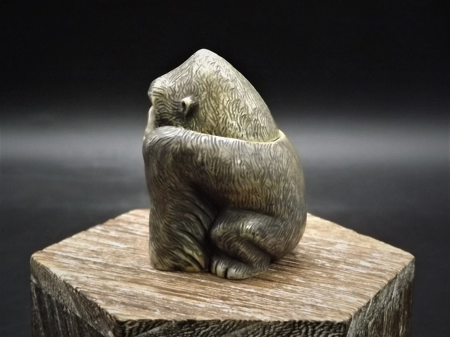 Harmony Kingdom Pot Bellys "Gibby" Gorilla Figurine with original box and COA. Excellent condition!