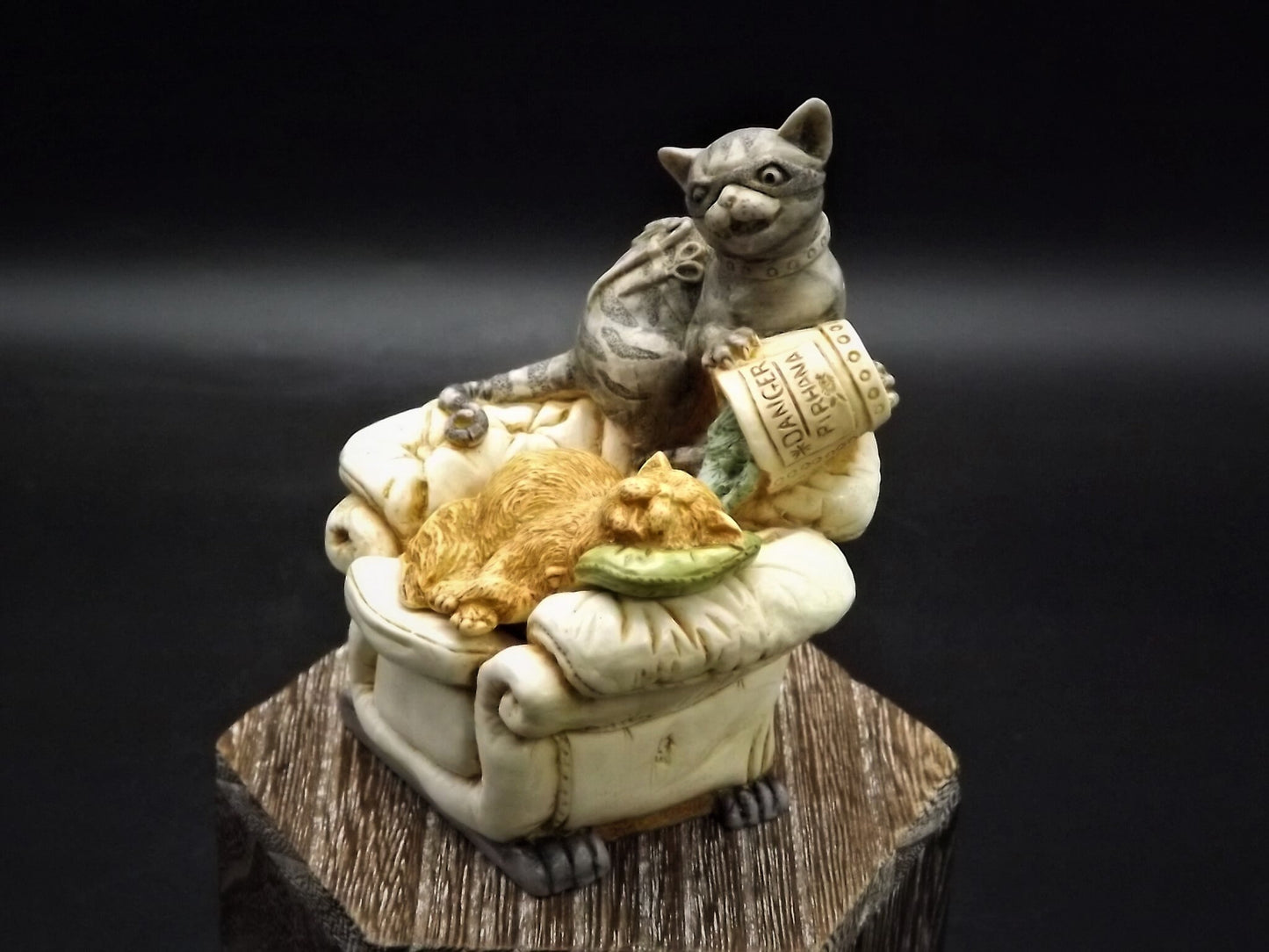 Vintage 1999 Harmony Kingdom "Fishy Business" Jest Figurine TJCA17-1 with original box. Excellent condition. Limited 85/1500 artist signed.