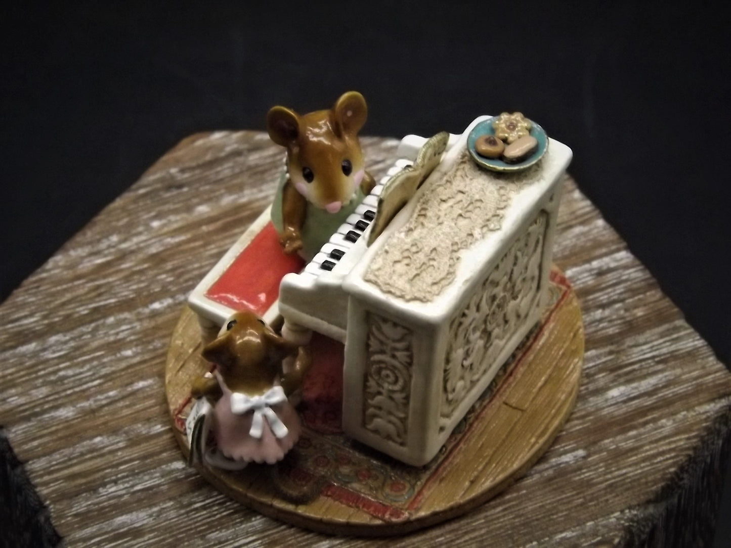 Vintage Wee Forest Folk Figurine: "Her Music Lesson" Mouse Piano Teacher