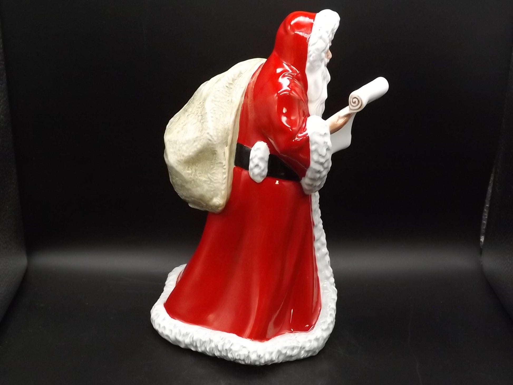 Vintage Royal Doulton Father Christmas Figurine, HN 3399, 1992