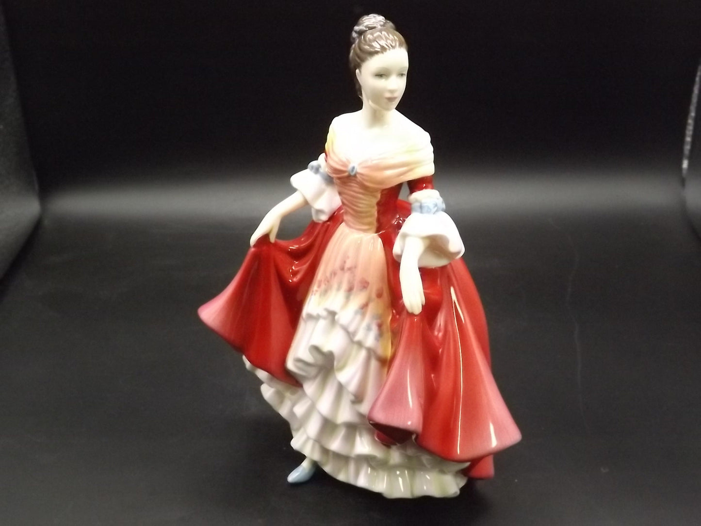 Vintage Royal Doulton Southern Belle Figurine HN 4997