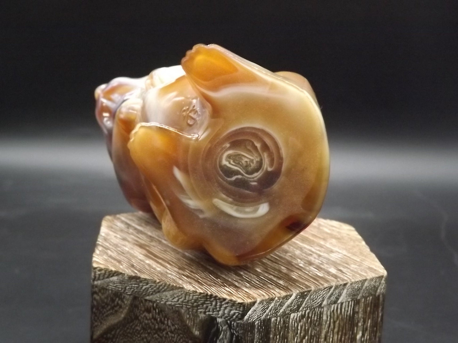 Vintage Imperial Glass Caramel Slag Beaver Figurine