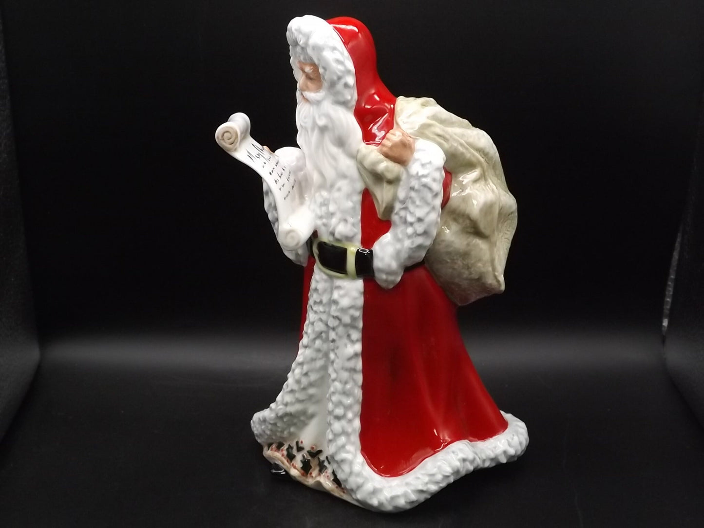 Vintage Royal Doulton Father Christmas Figurine, HN 3399, 1992