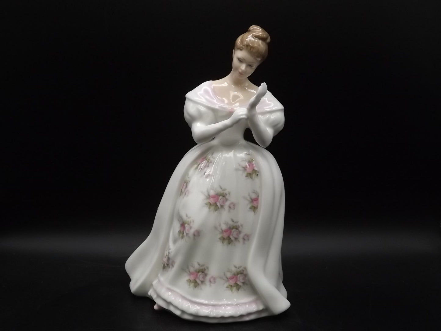 Vintage 1990 Royal Doulton "Summer Rose" figurine HN 3309. Excellent condition! No box.