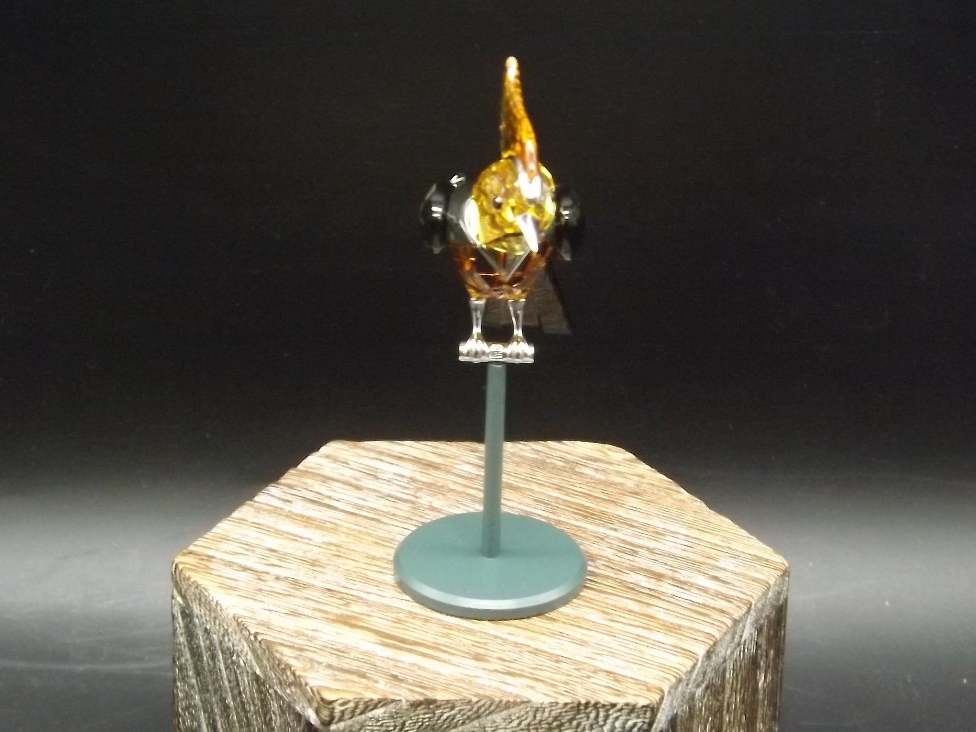 Vintage Swarovski Crystal Paradise Bird Collection Topaz "Bonriki". Excellent Condition with original box.