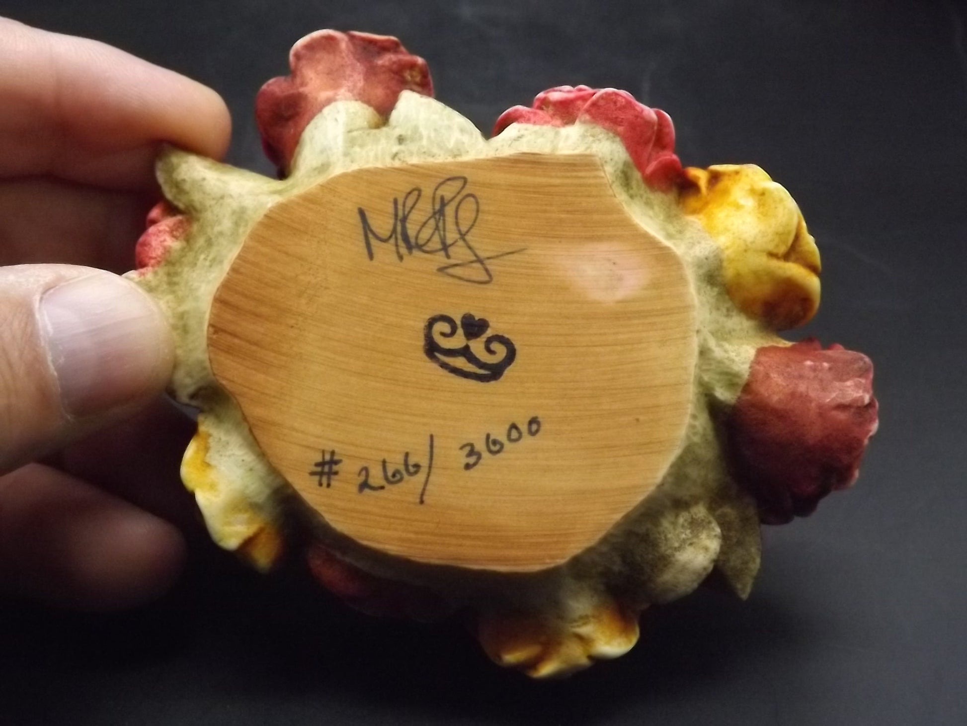 Retired 1996 Harmony Kingdom "Rose Basket" flowers piece Excellent condition Limited Edition #266/3600. Artist signed!