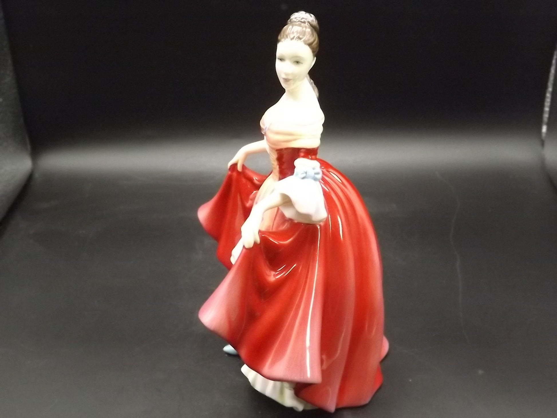 Vintage Royal Doulton Southern Belle Figurine HN 4997
