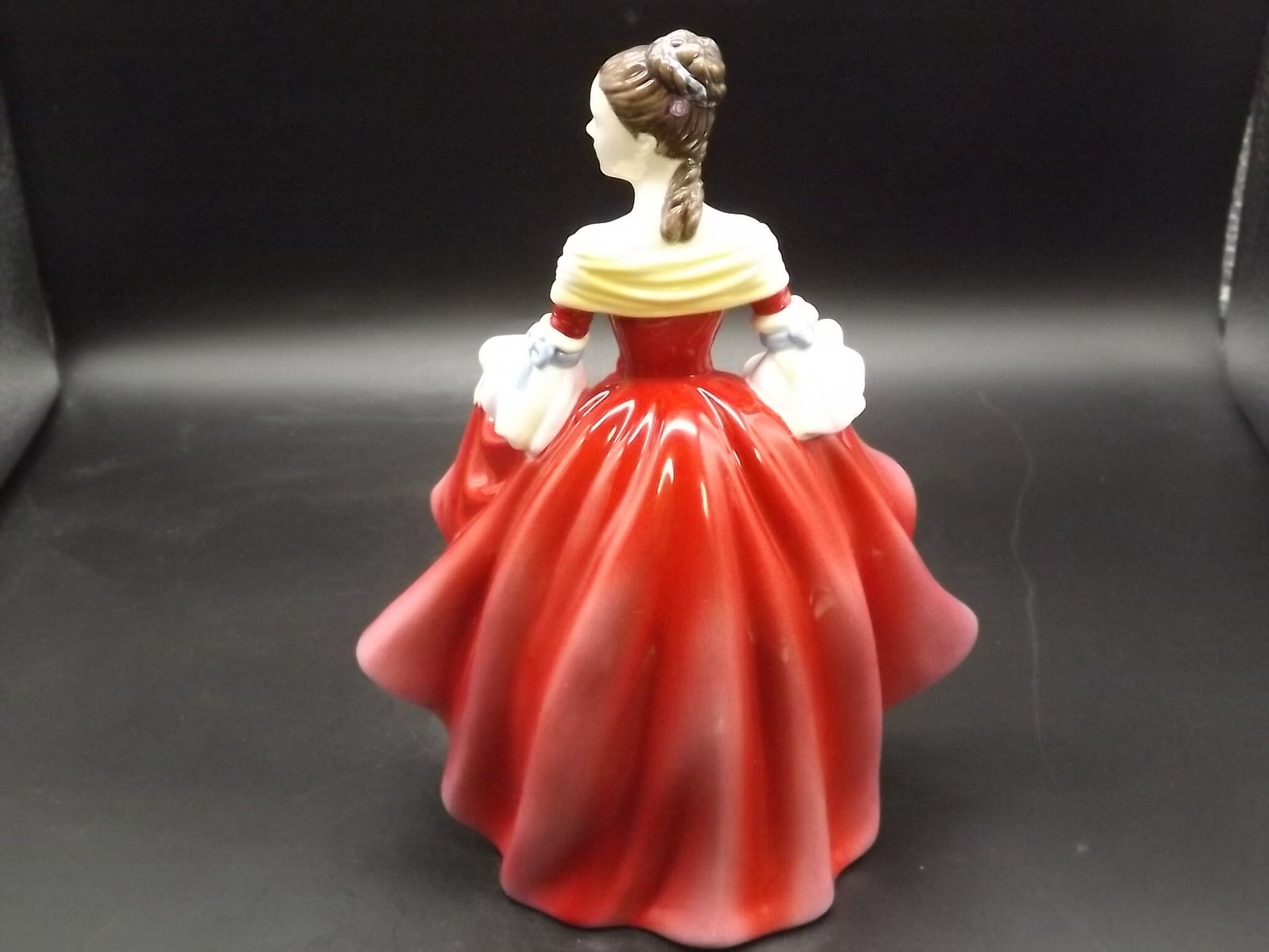 Vintage Royal Doulton Southern Belle Figurine HN 4997