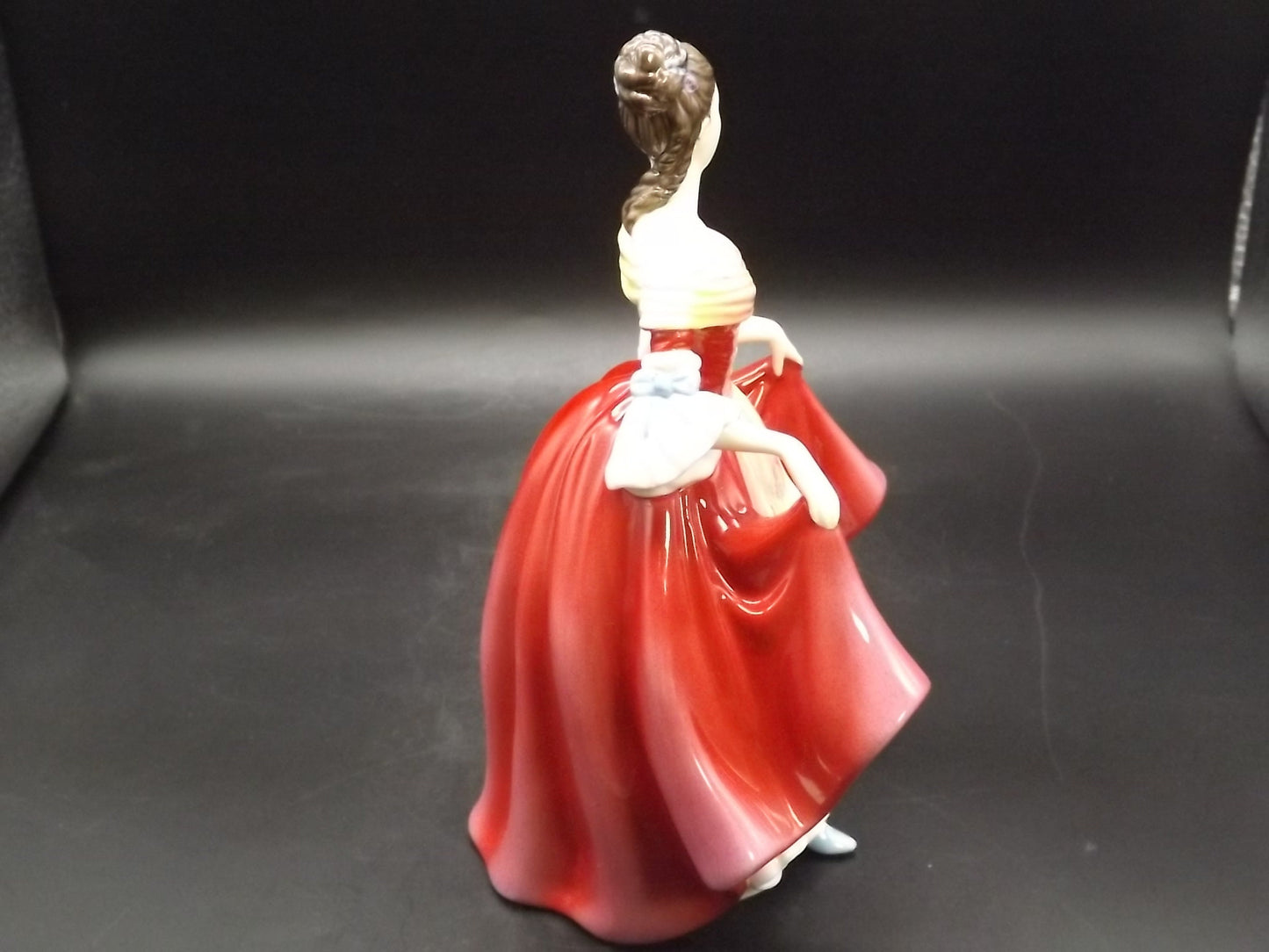 Vintage Royal Doulton Southern Belle Figurine HN 4997