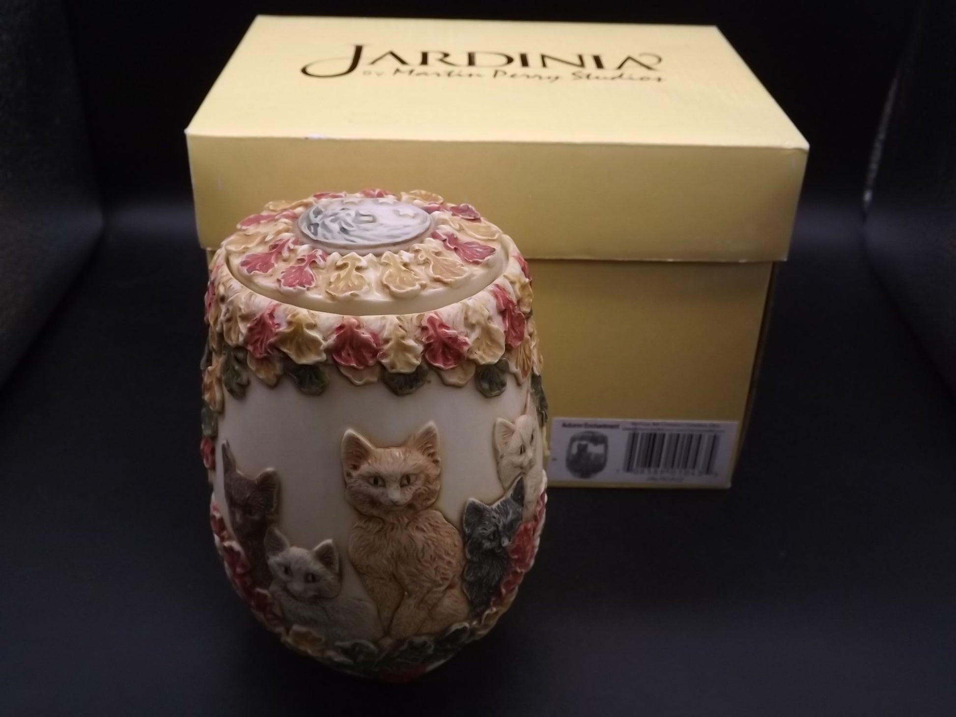 Vintage Harmony Ball Kingdom "Autumn Enchantment" Cats Jest Figurine JALRCA12 with original box. Excellent condition.