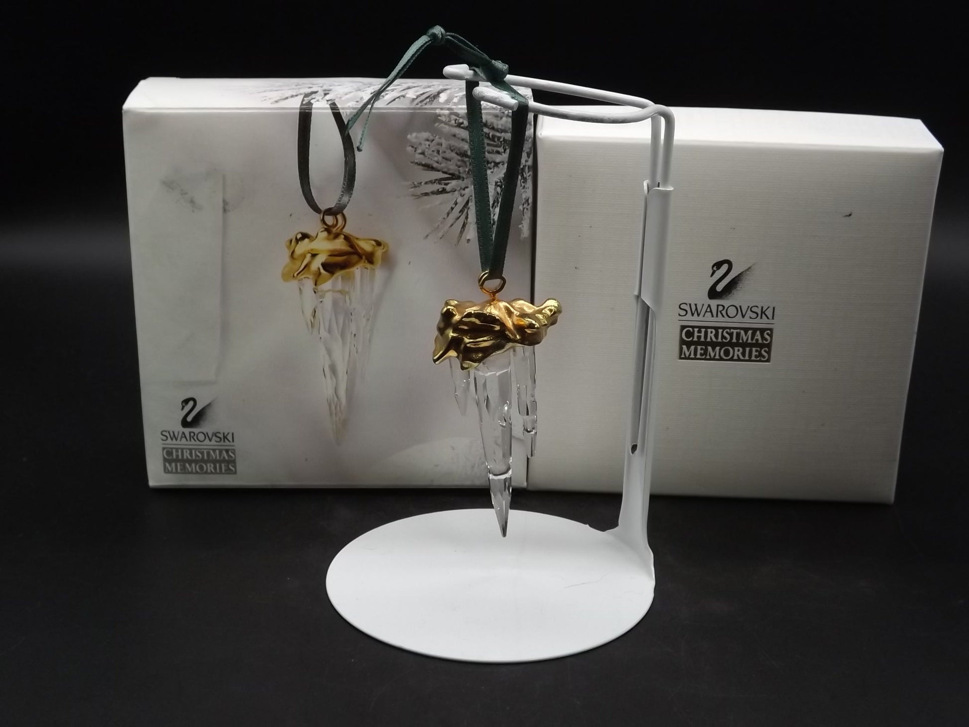 Vintage Swarovski Crystal Memories "Icicle" Figurine. Excellent Condition with original box.