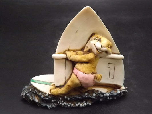 Vintage 1982 Artefice Ottanta Sailing Rabbit Figurine: Hand-Painted Italian Collectible
