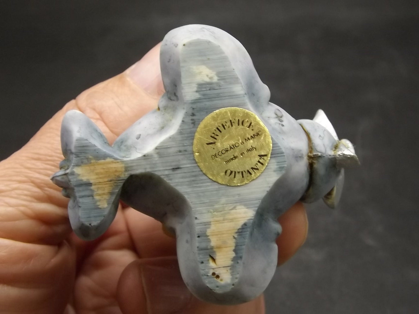 Vintage Artefice Ottanta Rabbit Couple Figurine: Hand-Painted Airplane, 1982 Italy