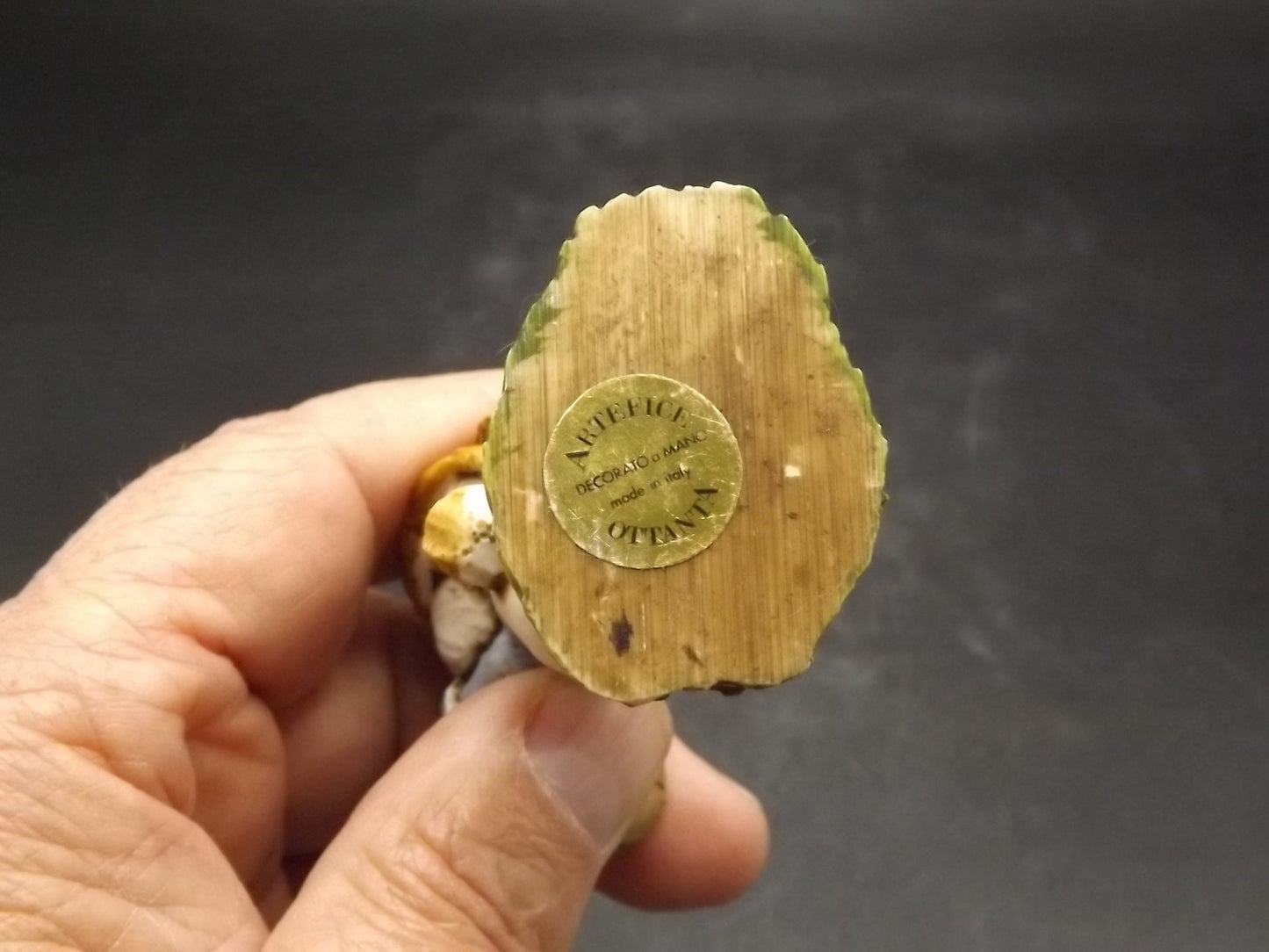 Vintage 1982 Artefice Ottanta Goalie Rabbit Figurine: Hand-Painted Soccer Collectible