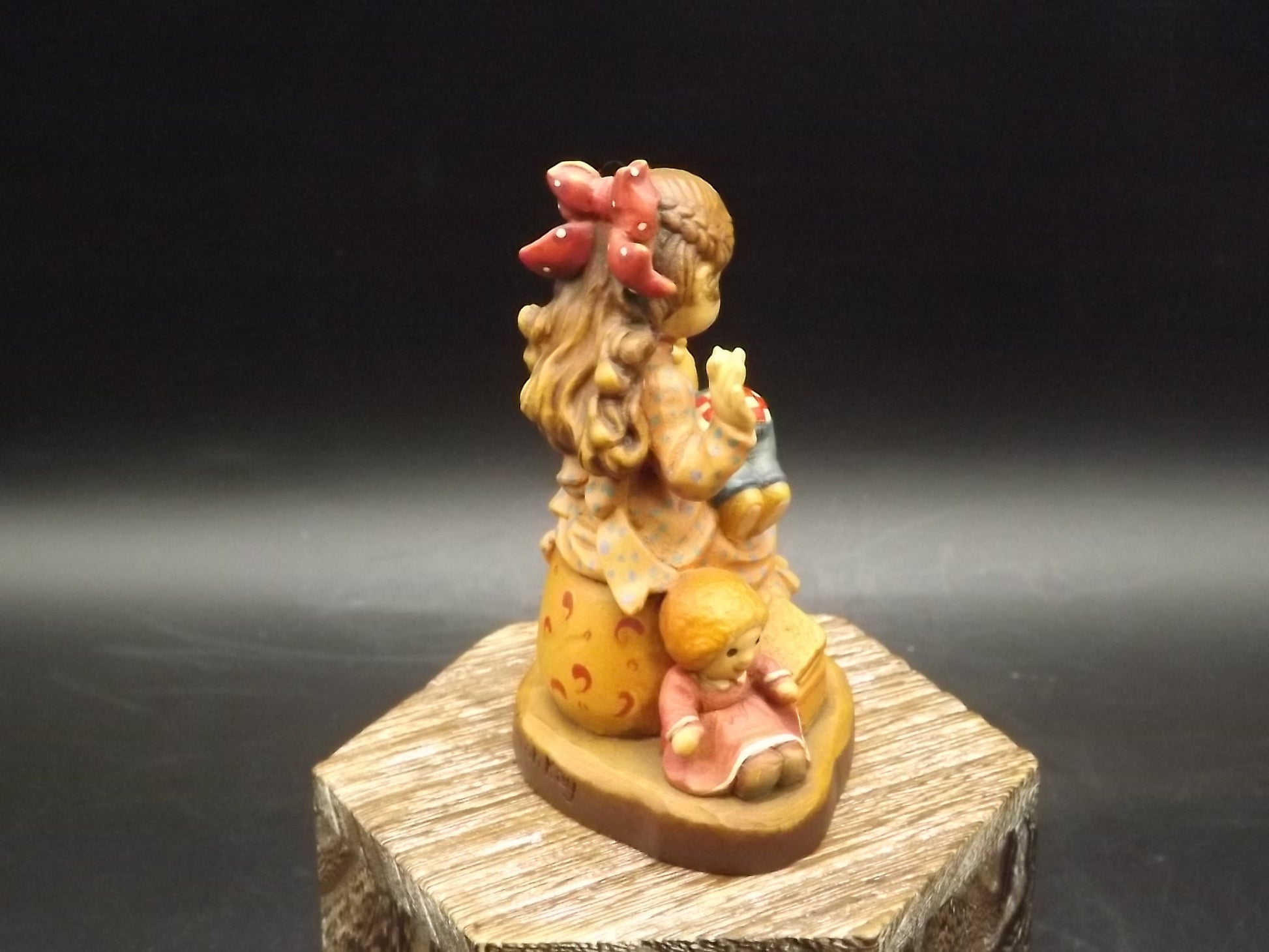 Vintage Anri "Good as new" carved wood figurine. Designed by Sarah Kay numbered 2057/4000. Young girl repairing her Teddy Bear.