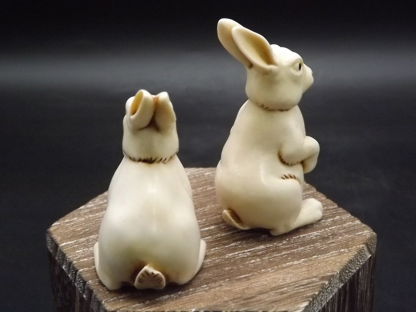 Harmony Kingdom "Antony and Cleopatra". Two by Two series Rabbits hares. Excellent shape. Limited Edition of 2622 pieces. No original box.