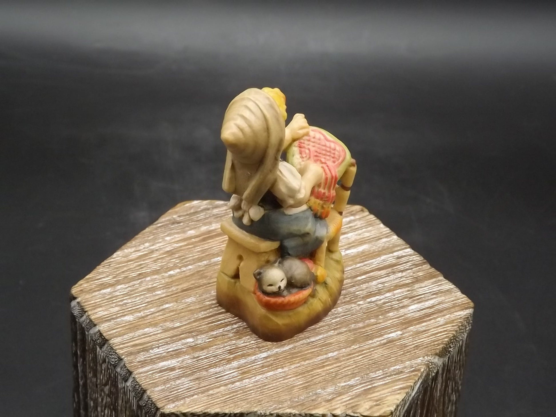 Vintage Anri Wood Figurine: Girl Sewing Heart, Juan Ferrandiz Design